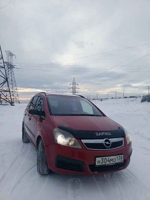 Минивэн 7-местный в хорошем состоянии - Авто в Новоленино