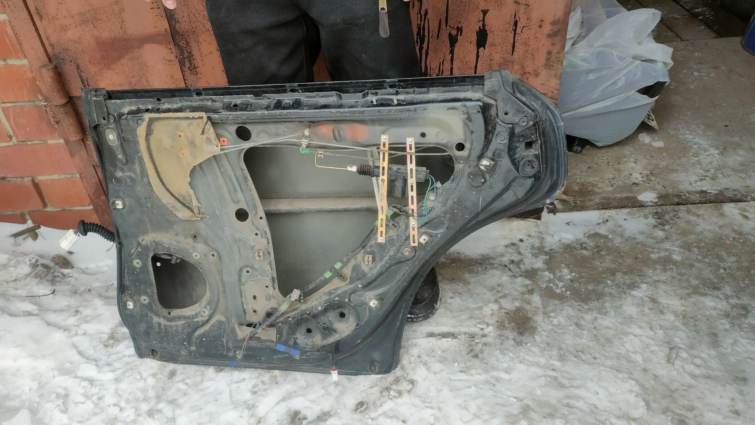 Продам двери Toyota Mark 2 JZX90 в Иркутске - Автомобильные запчасти (Запчасти) в Иркутск