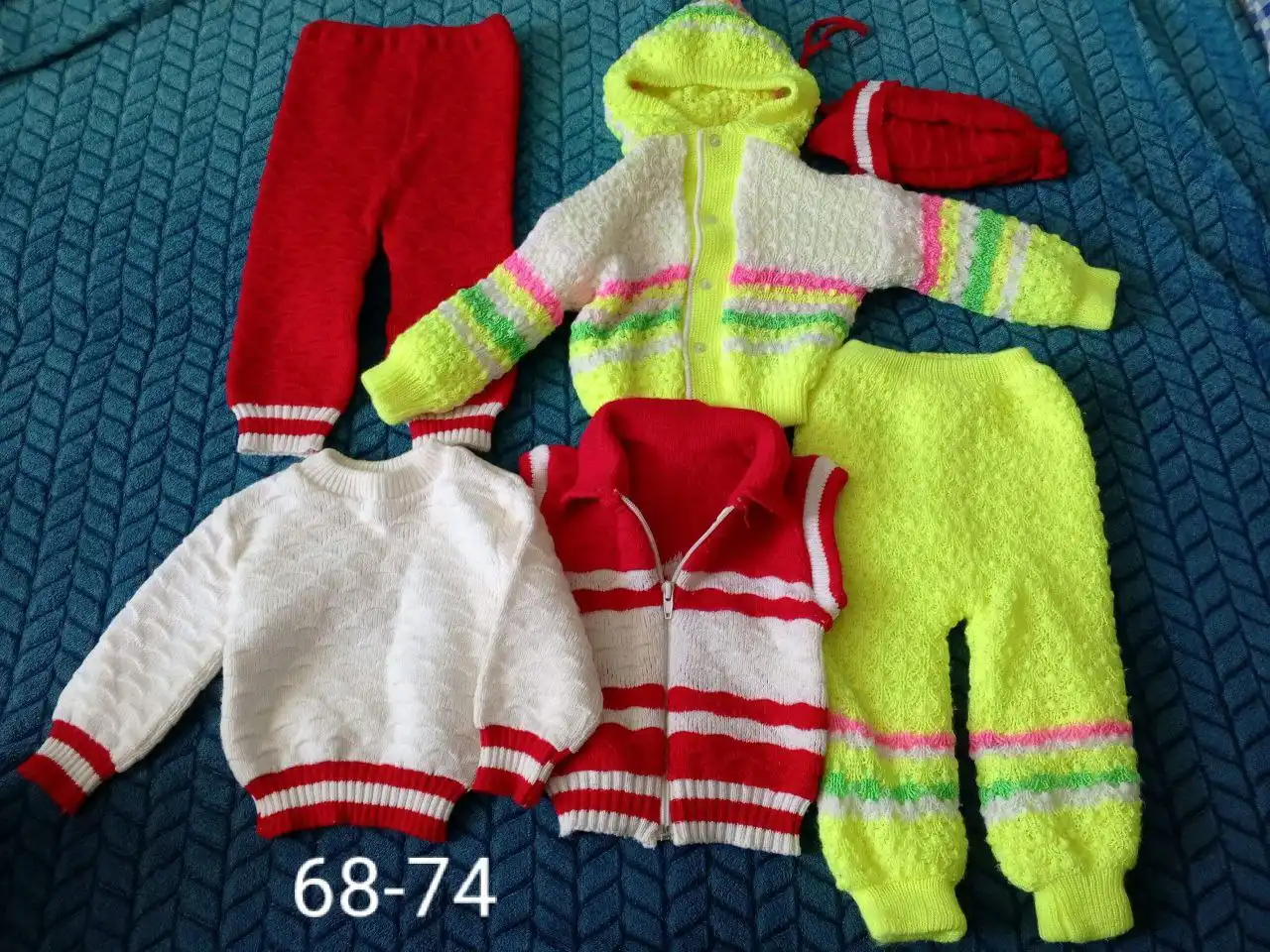 Вязаный детский костюм и теплые колготки с пинетками - Детская одежда (Товары для детей) в Хабаровск