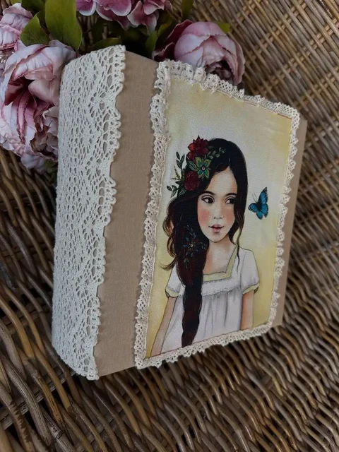 Фотоальбом ручной работы для девочки 1-7 лет - Хранение игрушек в Хабаровск