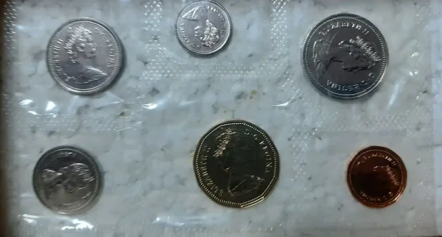 Канадский набор монет качества пруф 1989 года - Туризм и активный отдых в Владивосток