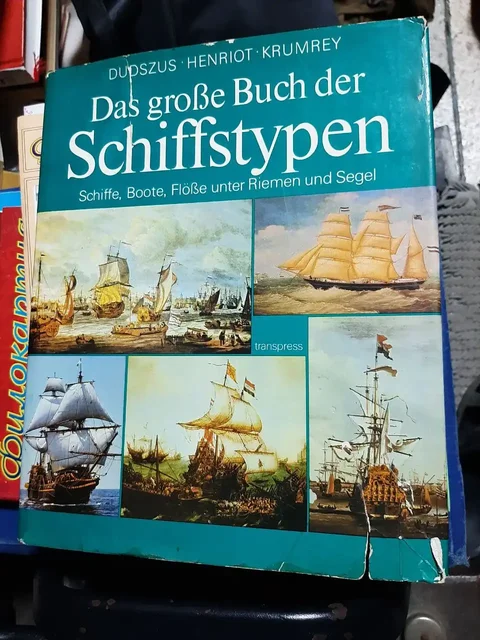 Книга про парусный флот с иллюстрациями - Сувениры и подарки в Владивосток