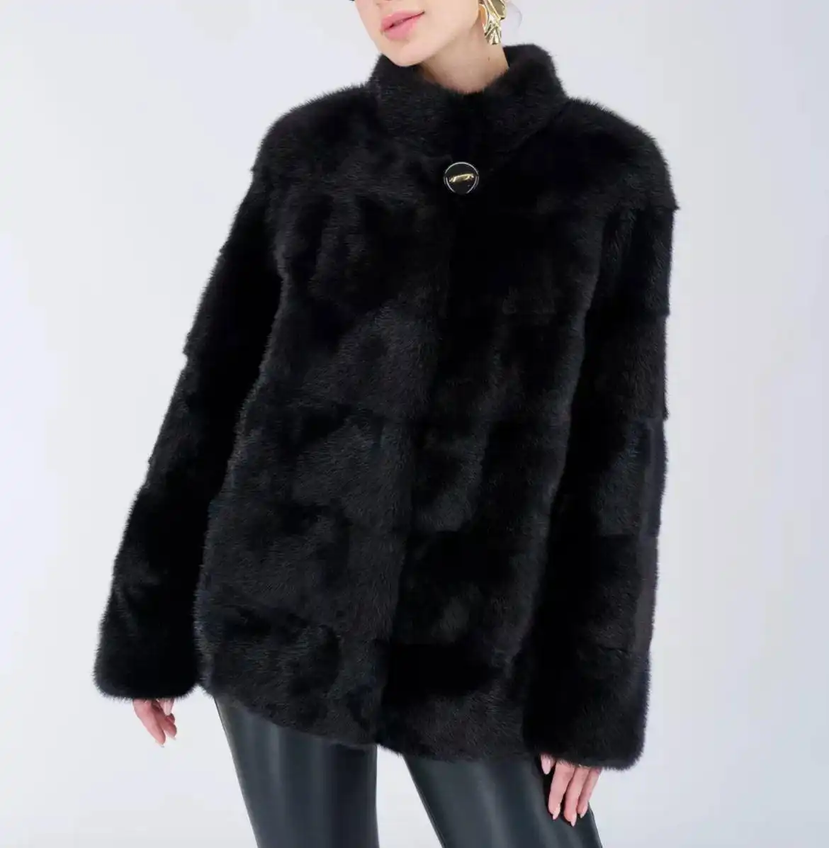 Продам норковую шубу размер 42-48 - Верхняя одежда (Одежда) в Хабаровск