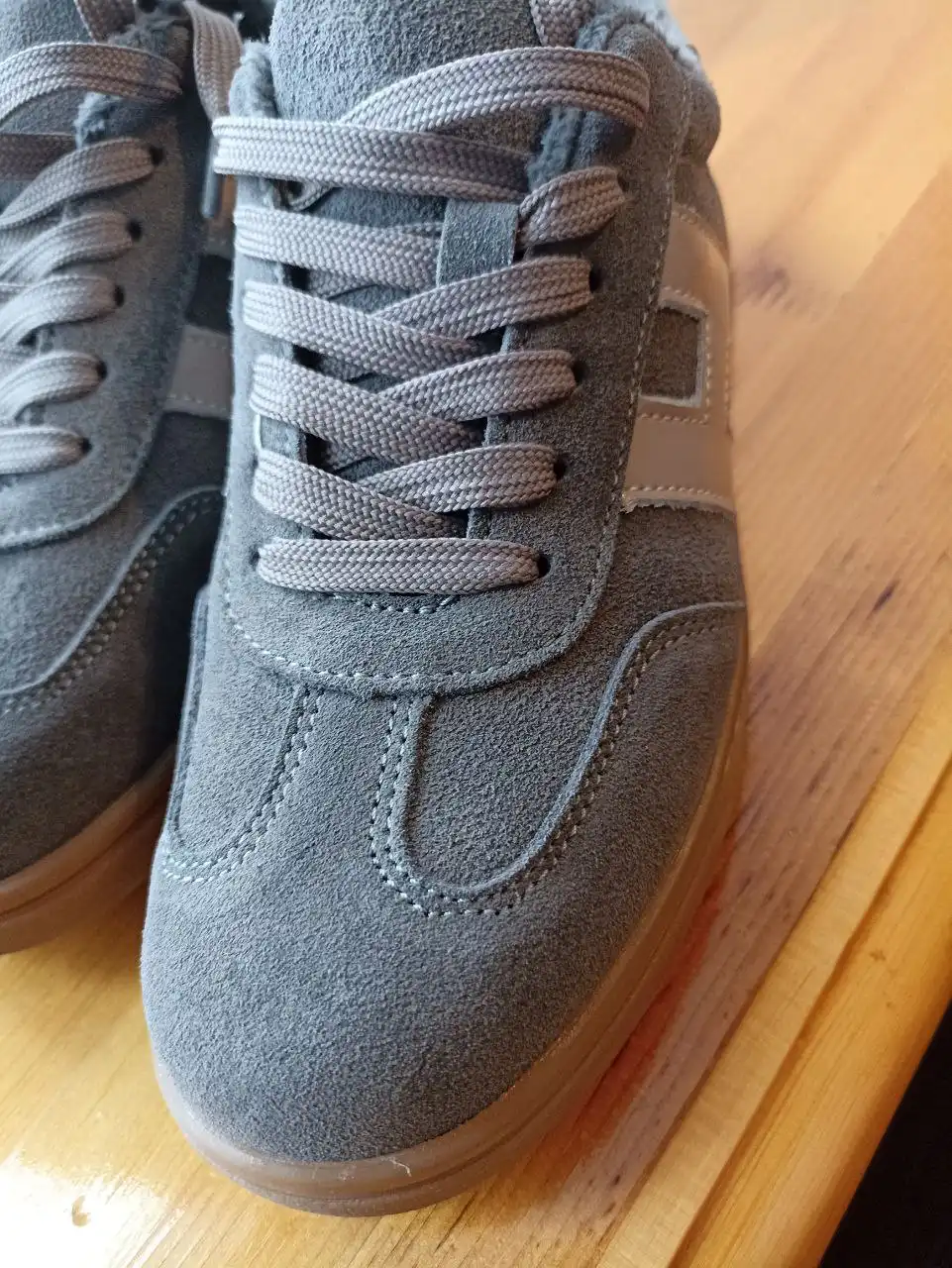 Продам демисезонные кеды на утеплителе - Обувь (Одежда) в Хабаровск