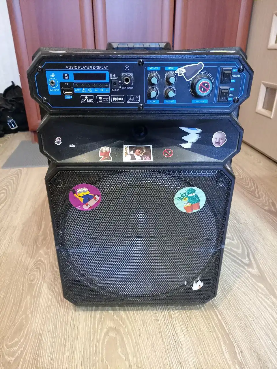 Колонка сабвуфер блютуз аукс в отличном состоянии - Аудиотехника (Электроника) в Хабаровск