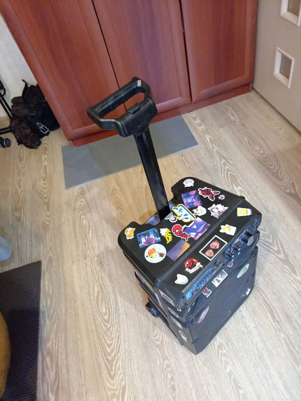 Колонка сабвуфер блютуз аукс в отличном состоянии - Аудиотехника (Электроника) в Хабаровск