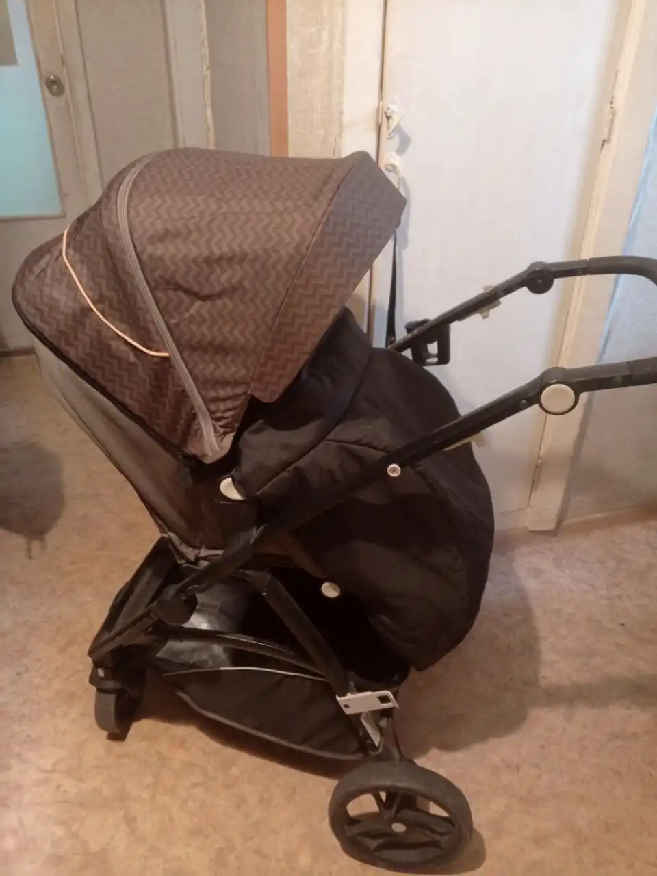 Коляска Babyton с полной комплектацией - Детские коляски (Товары для детей) в Хабаровск