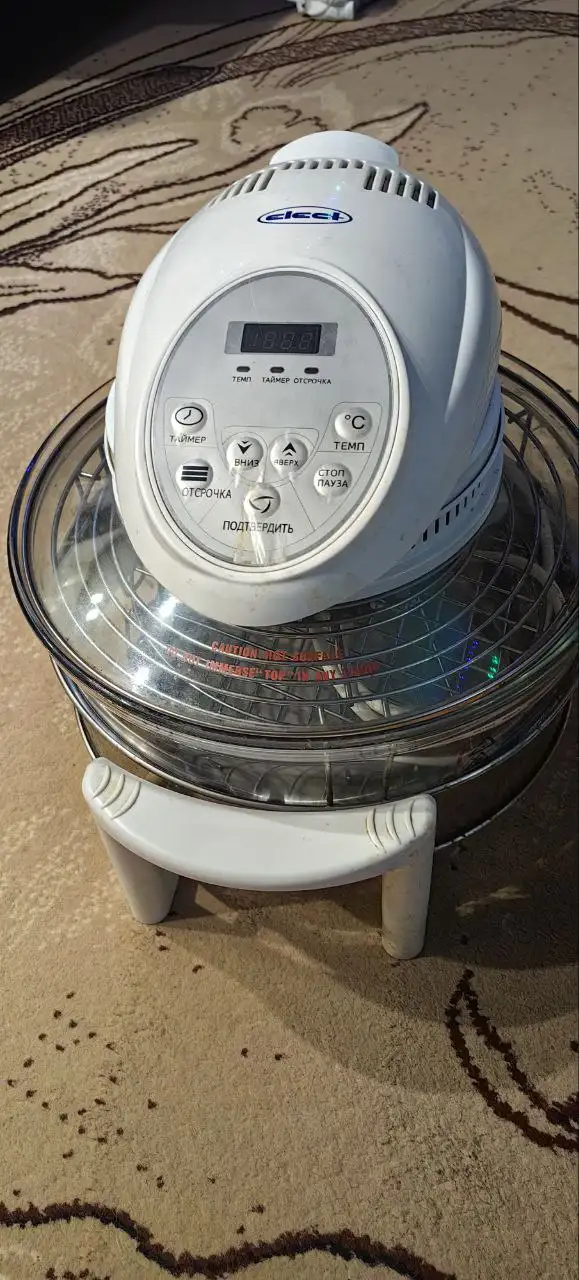 Аэрогриль, старенькая, но хорошая - Кухонная техника (Для дома и дачи) в Хабаровск