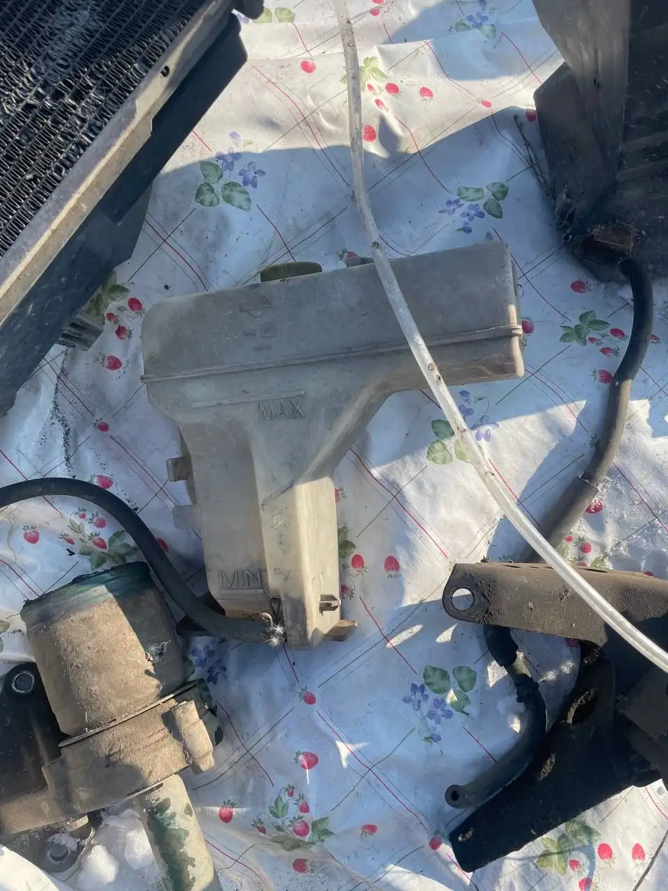 Продам запчасти на Nissan AD YD22 - Автозапчасти (Запчасти) в Хабаровск