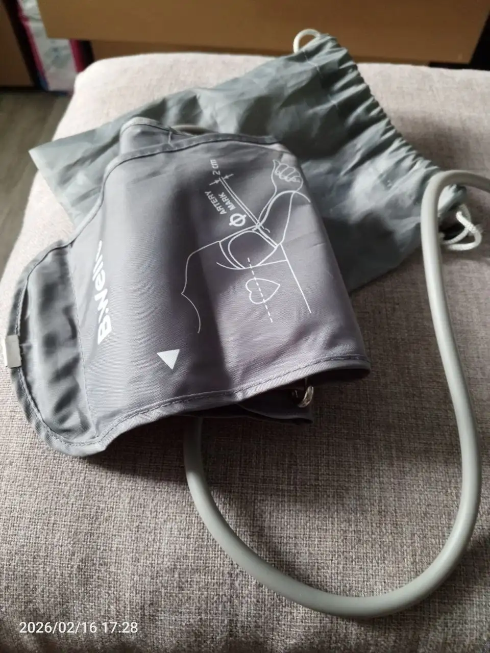 Продается новый тонометр - Медицинская техника (Красота и здоровье) в Хабаровск