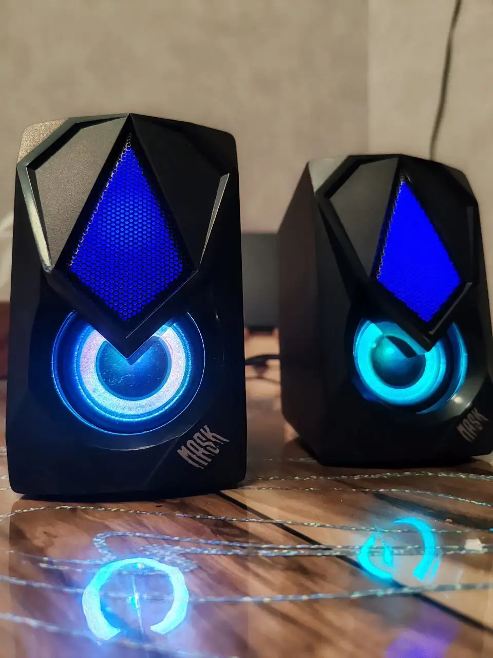 Компьютерные колонки в отличном состоянии - Аудиотехника (Электроника) в Хабаровск