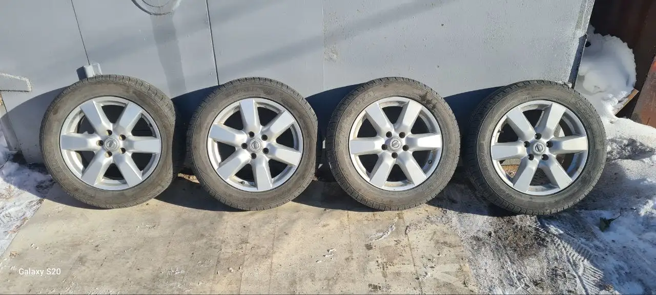 Продам комплект - Барахолка в Хабаровск