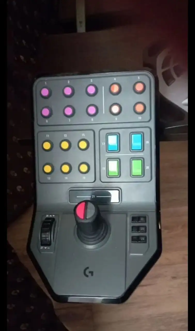 Продам игровую панель кнопок для симуляторов - Игровые аксессуары (Электроника) в Хабаровск