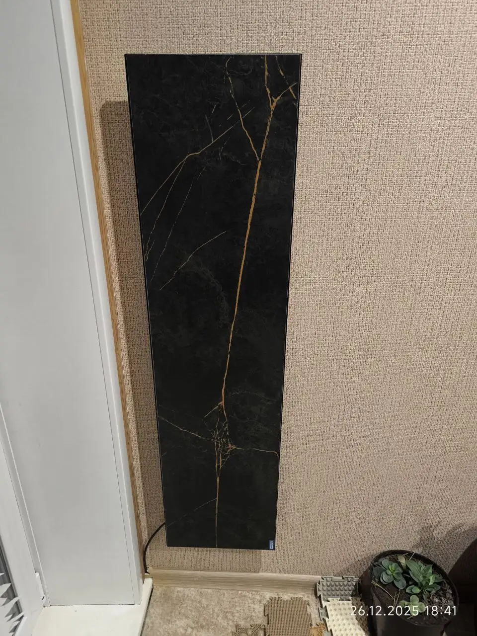 Электрический настенный обогреватель Nordman 600Вт - Отопление и обогрев (Для дома и дачи) в Хабаровск