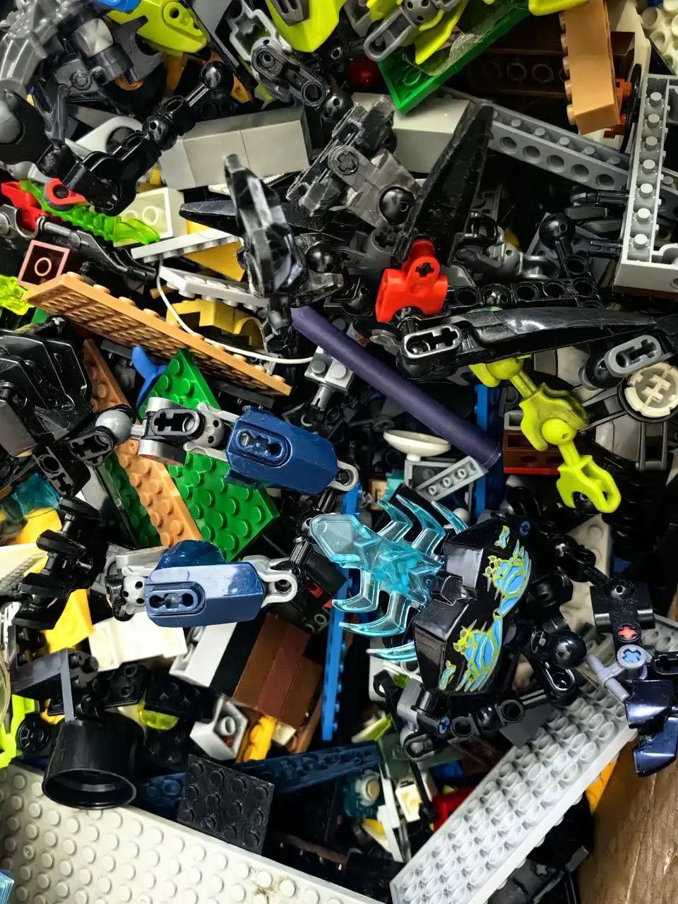 Лего примерно 7 килограмм - Конструкторы (Хобби и отдых) в Хабаровск