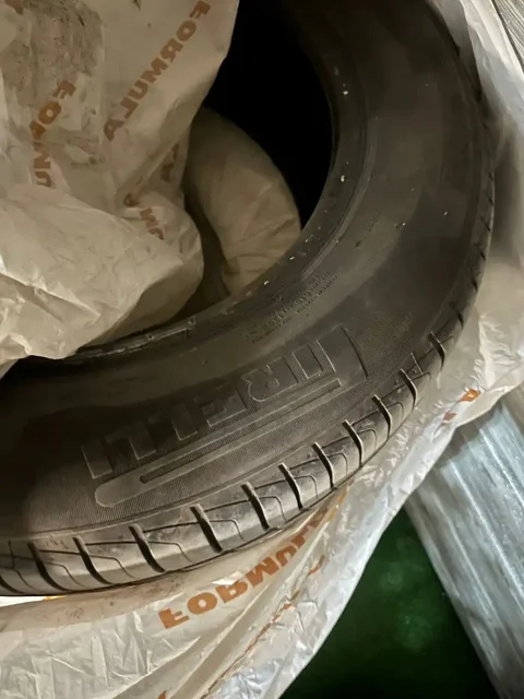 Продам летнюю резину Pirelli Cinturato P1 195/65 R15 - частное объявление в Хабаровск