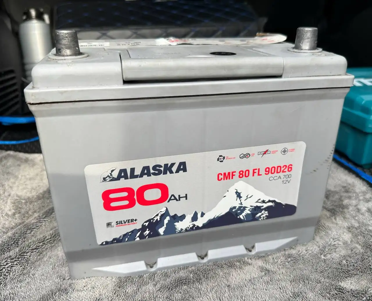 Продам аккумулятор Alaska 80 AH - Аккумуляторы (Авто) в Хабаровск