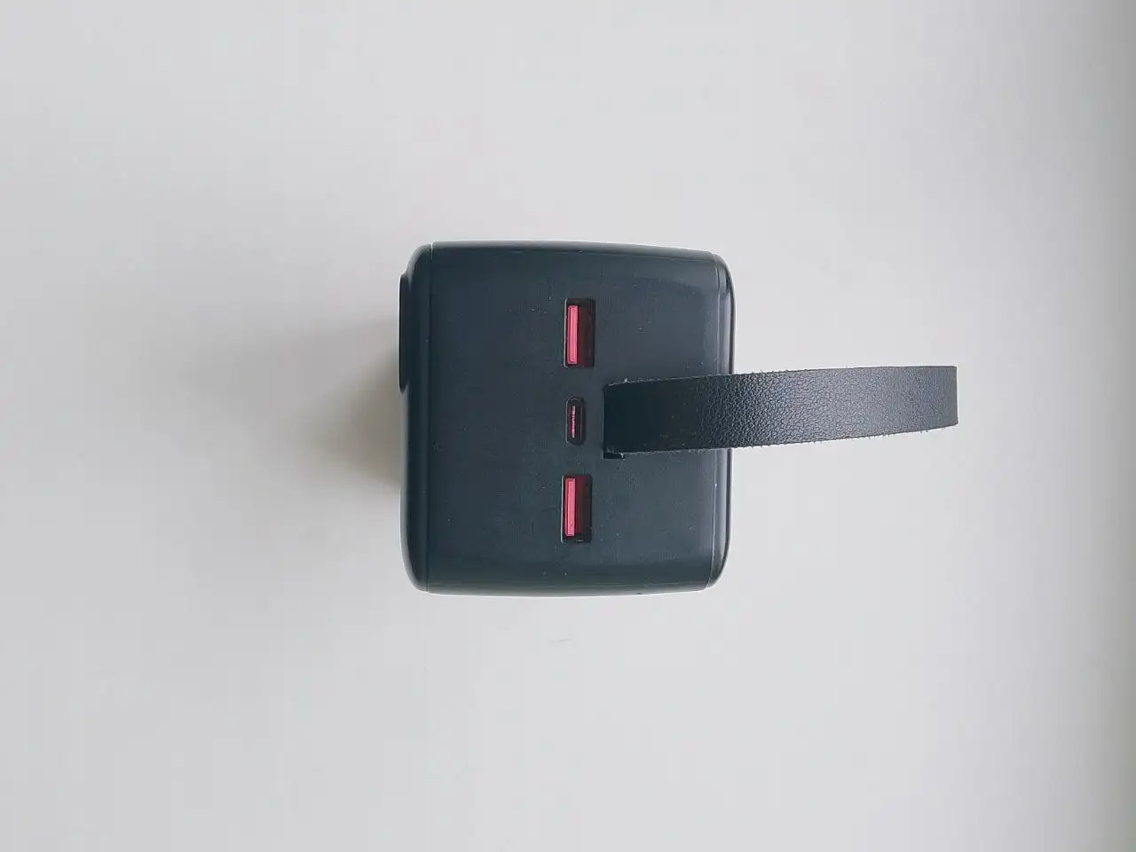 Портативный аккумулятор 5000 мАч - Аксессуары для гаджетов (Электроника) в Хабаровск