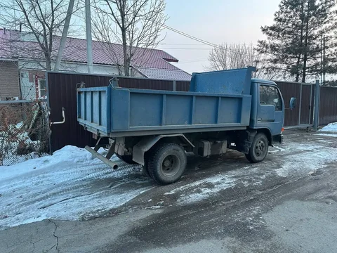 Услуги грузоперевозок, демонтажа и земельных работ в Хабаровске - Ремонтные работы в Хабаровск