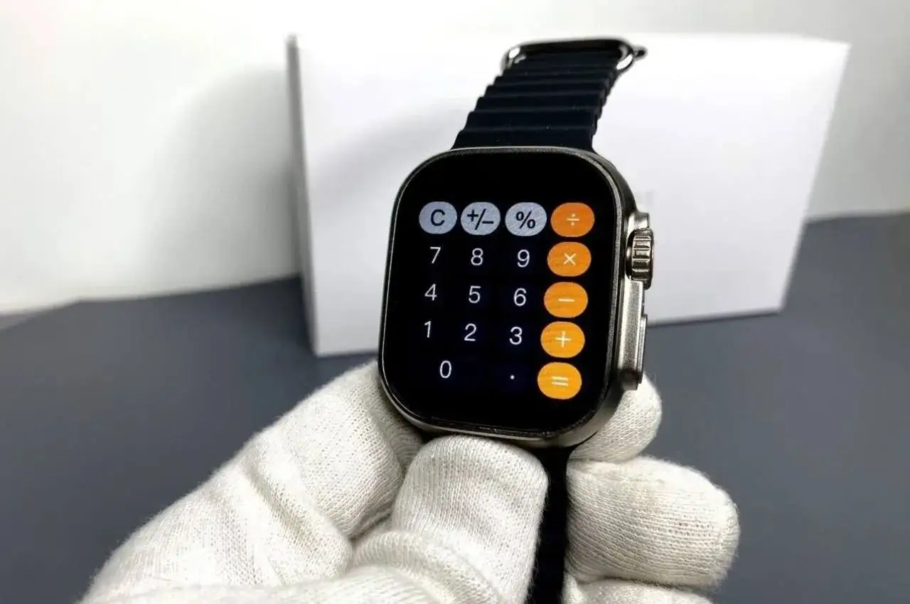 Apple Watch Ultra 2 с яблоком при включении - Смарт-часы (Электроника) в Хабаровск