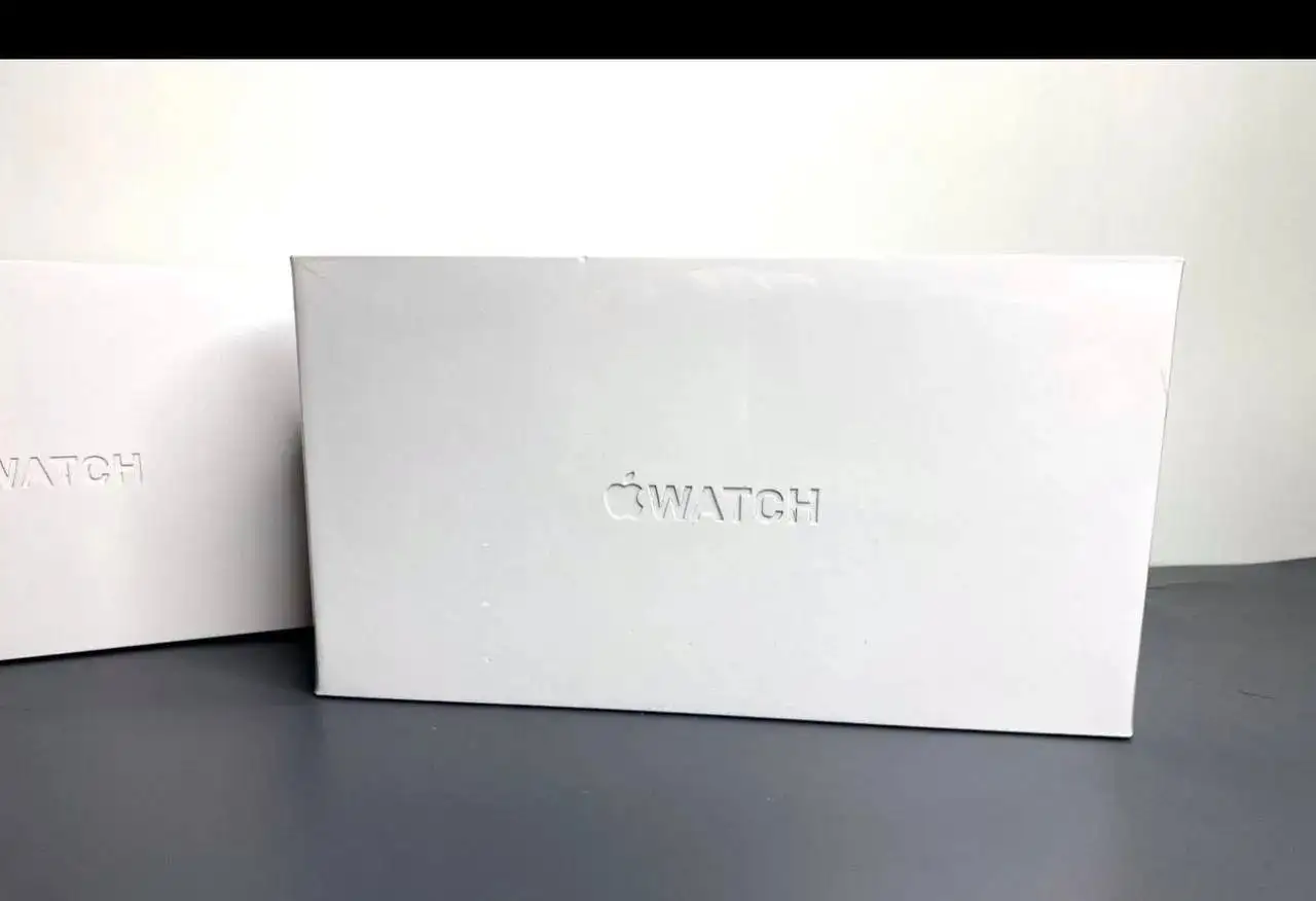 Apple Watch Ultra 2 с яблоком при включении - Смарт-часы (Электроника) в Хабаровск