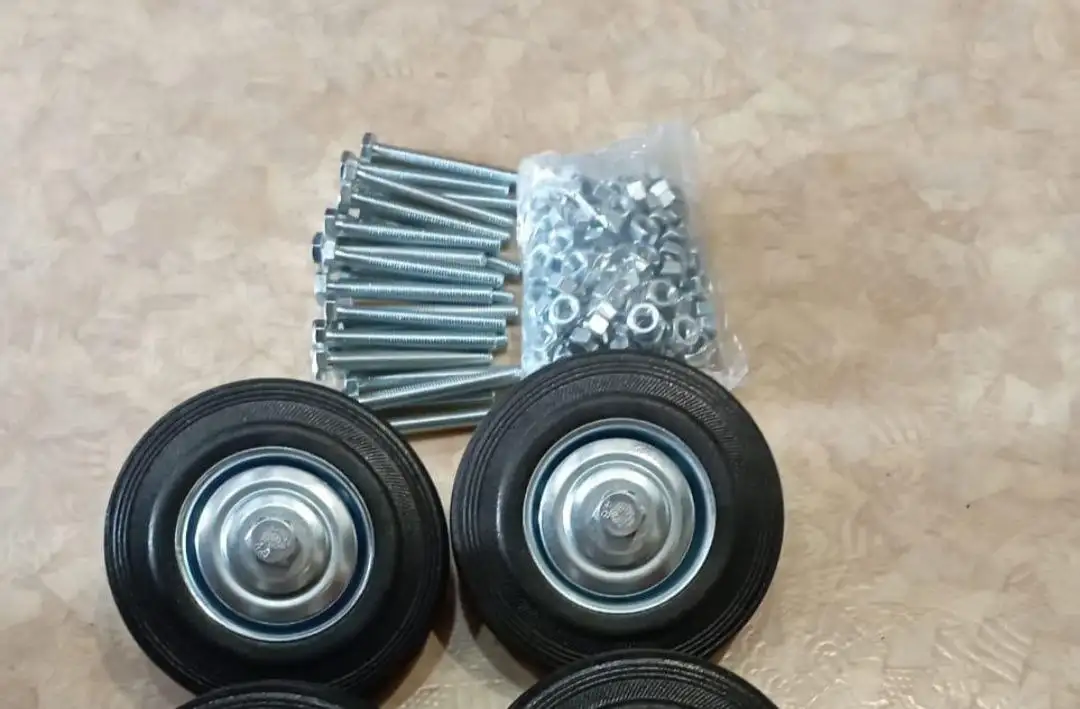 Продам два промышленных колеса 100 мм - Колеса промышленные (Запчасти) в Хабаровск