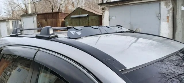 Продам фейринг (спойлер) для рейлингов на крышу авто - Минивэны/фургоны в Хабаровск