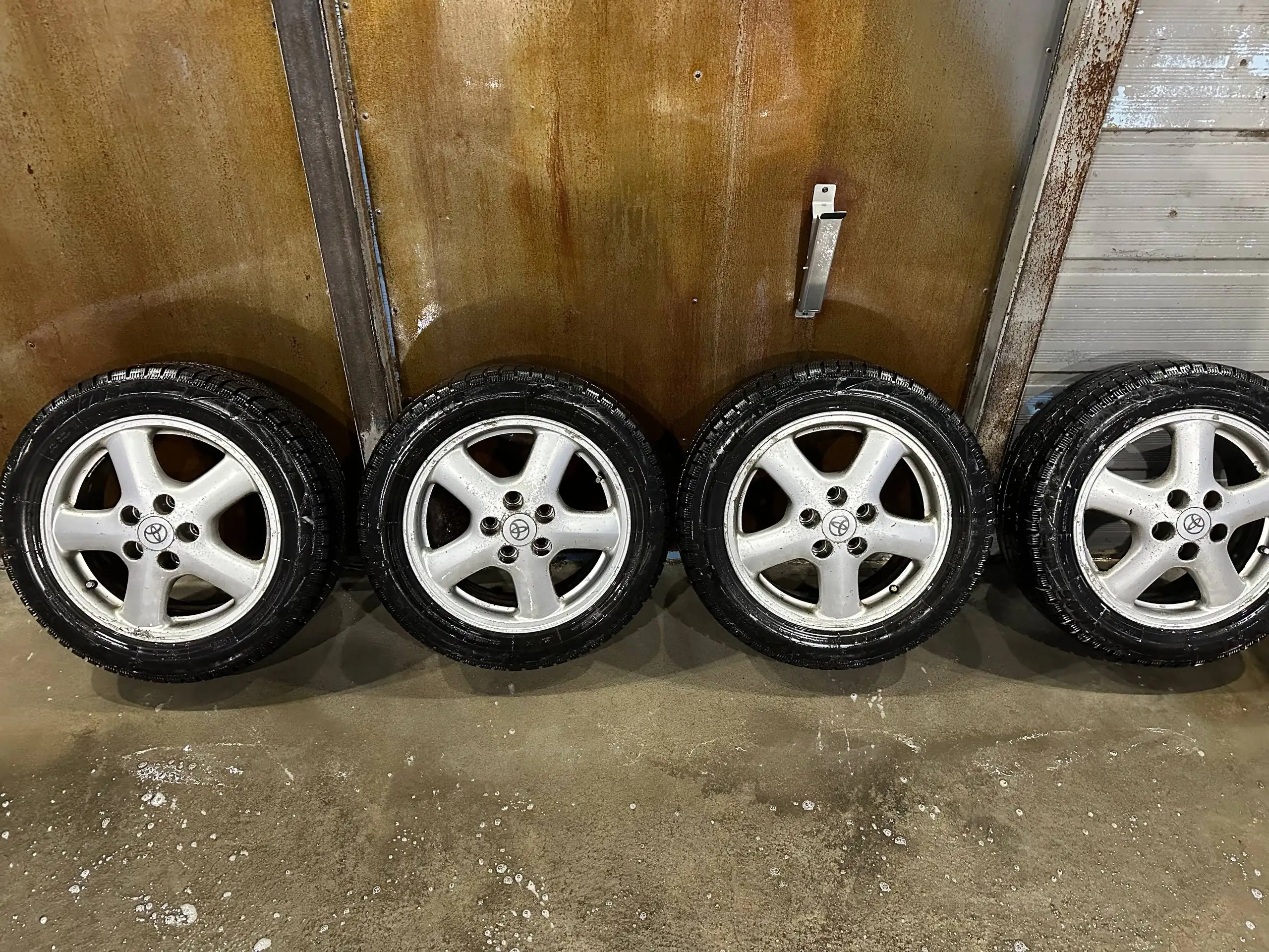 Продам турики оригинал - Обувь (Одежда) в Хабаровск