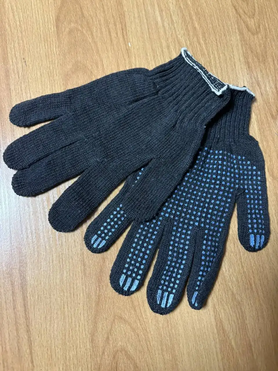 Продам скотч и перчатки в Хабаровске - Барахолка в Хабаровск