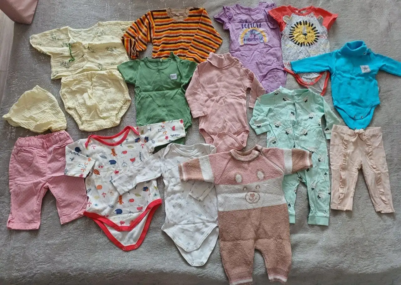 Детская одежда (62-74 размер, 9 боди, комбинезоны) - Одежда и обувь (Товары для детей) в Хабаровск