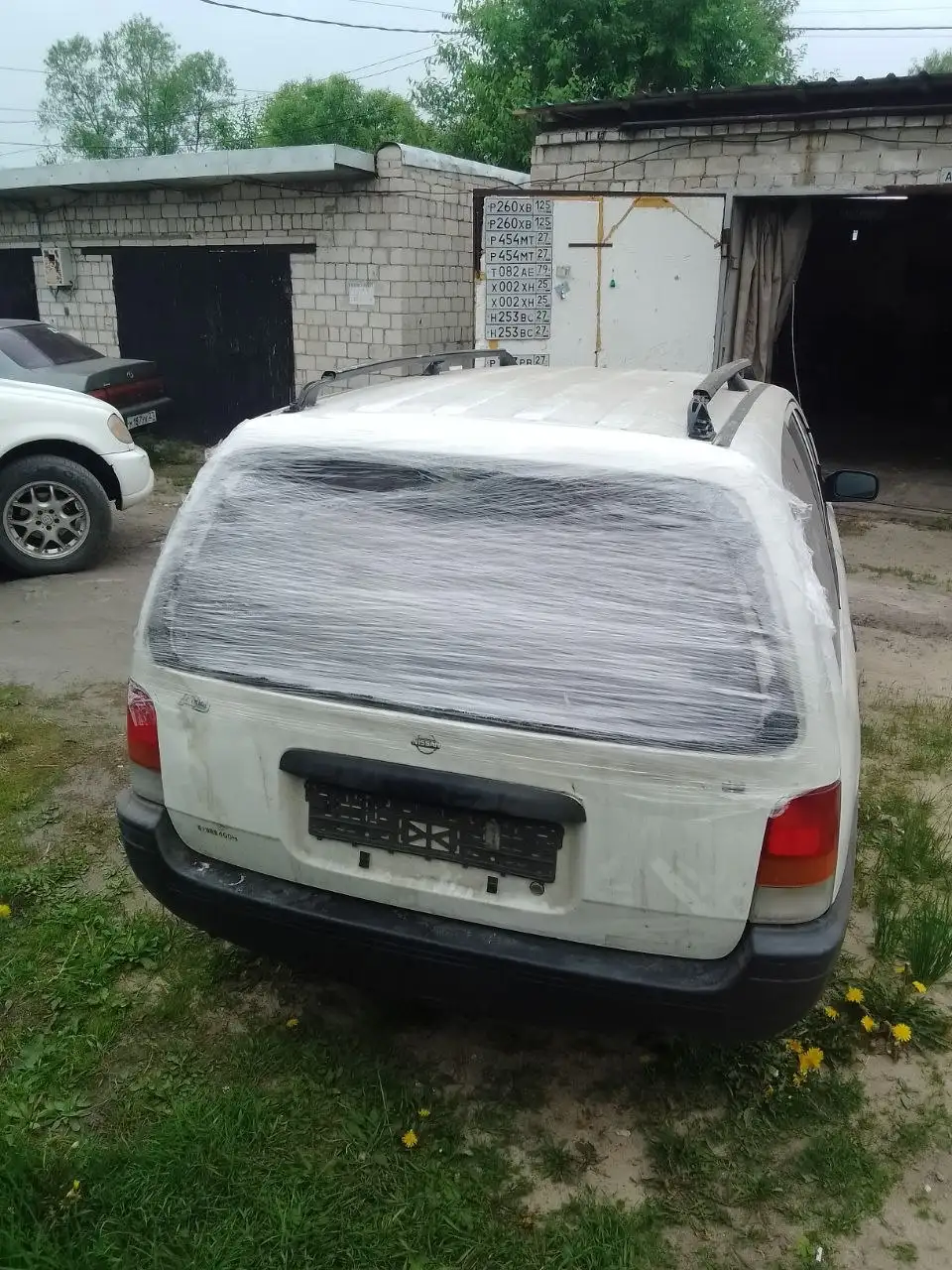 Ниссан Ад 1999 в неисправном состоянии - Легковые автомобили (Авто) в Хабаровск
