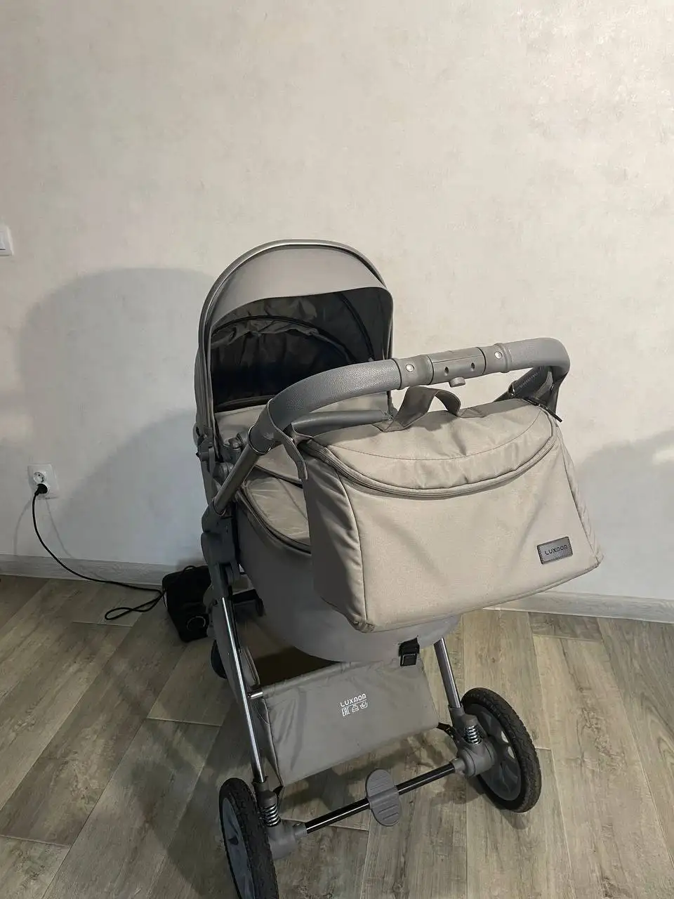 Продам коляску Luxmom V2 3в1 - Коляски (Товары для детей) в Хабаровск