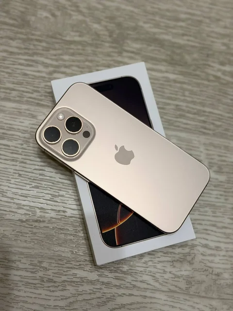 Продам iPhone 16 Pro 256 ГБ в отличном состоянии - Светильники в Хабаровск