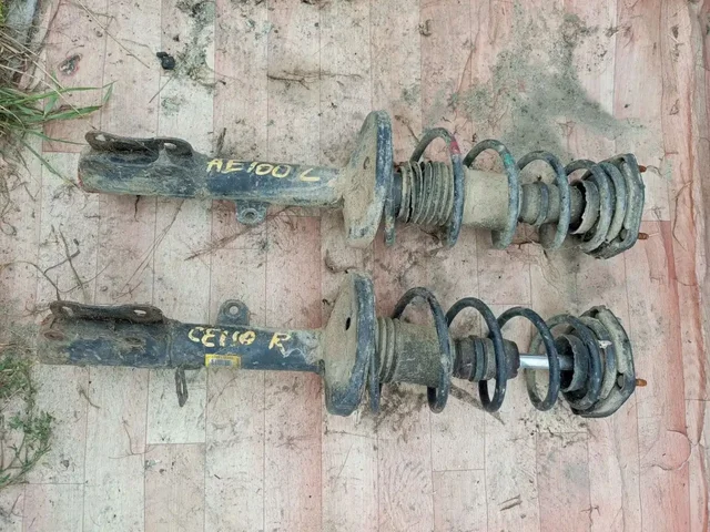 Стойки на Toyota Corolla Sprinter AE100/110 - Автошины в Хабаровск
