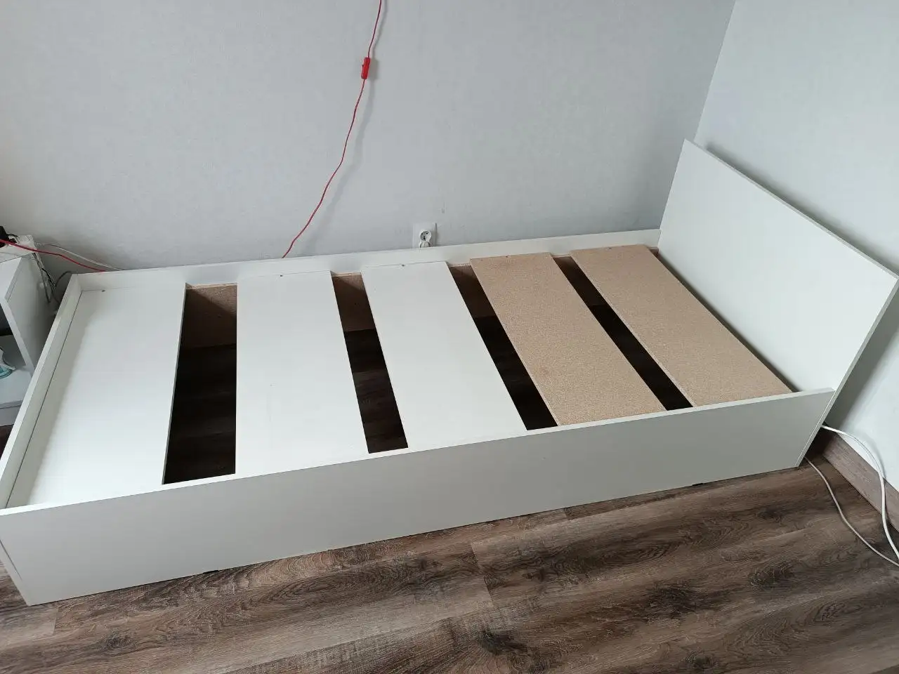 Продам кровать с матрасом - Мебель (Барахолка) в Хабаровск