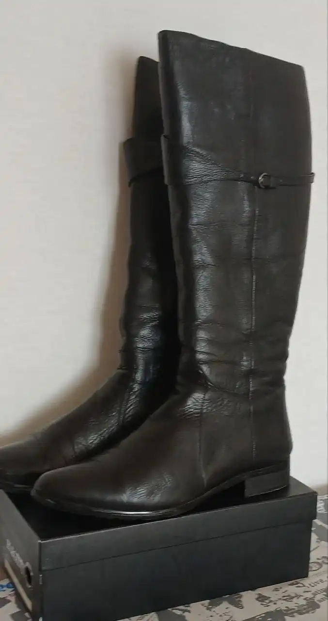 Продам сапоги зимние натуральная кожа и мех 40 размер