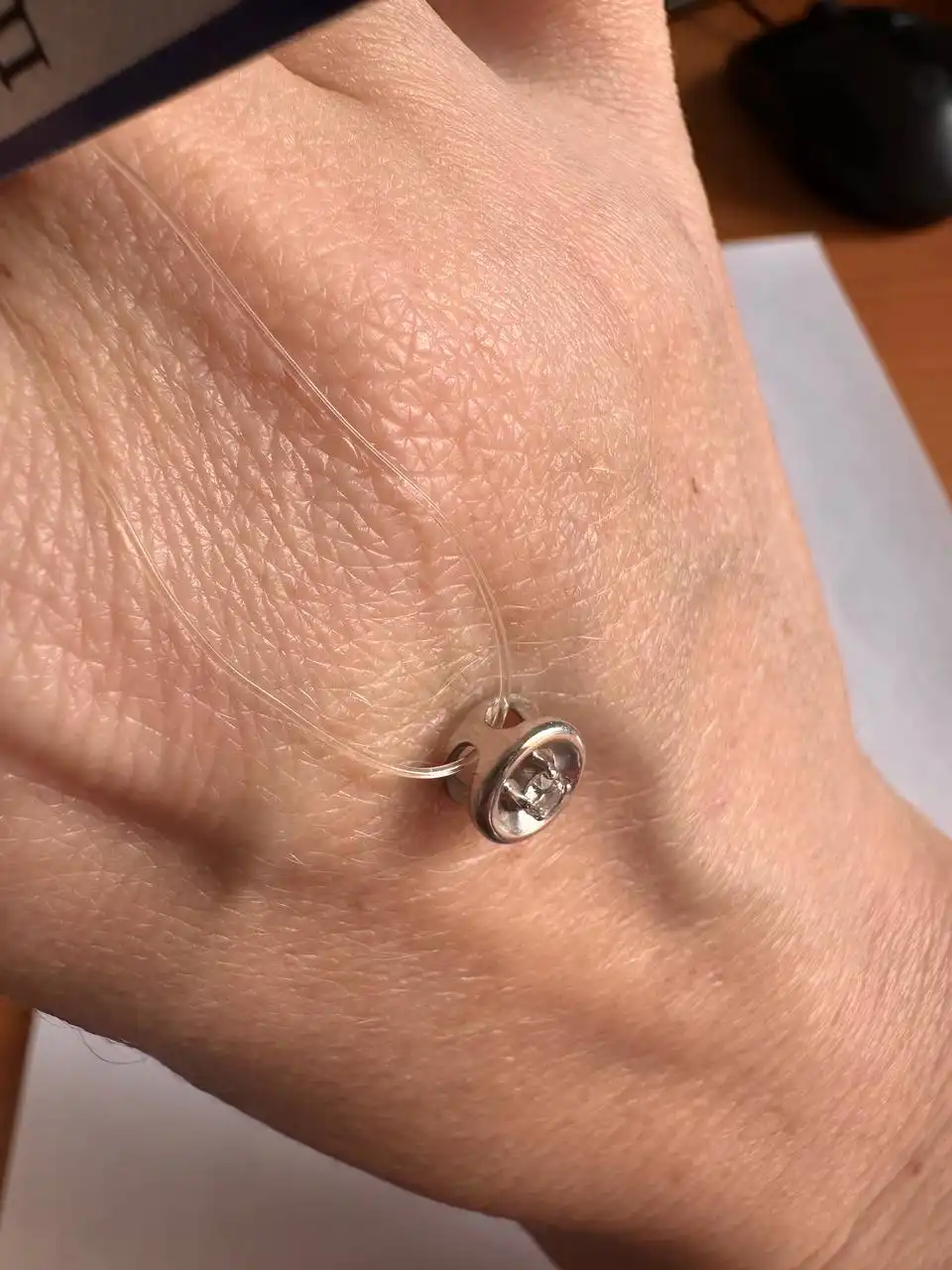 Кулон бегунок с бриллиантом