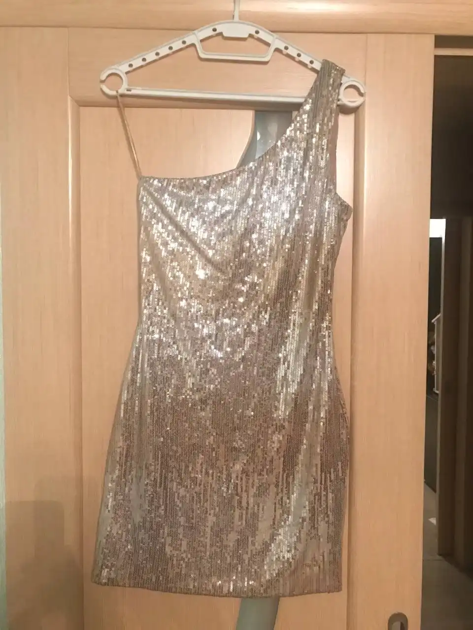 Платье 44 размера