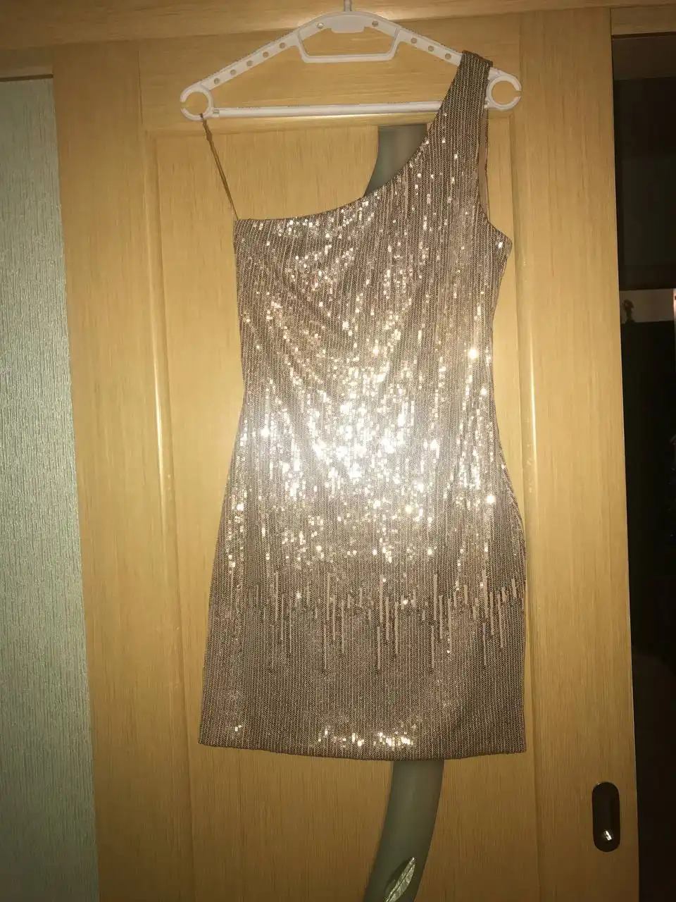 Платье 44 размера