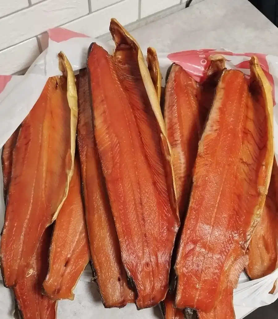 Кета морская свежая с коптилки