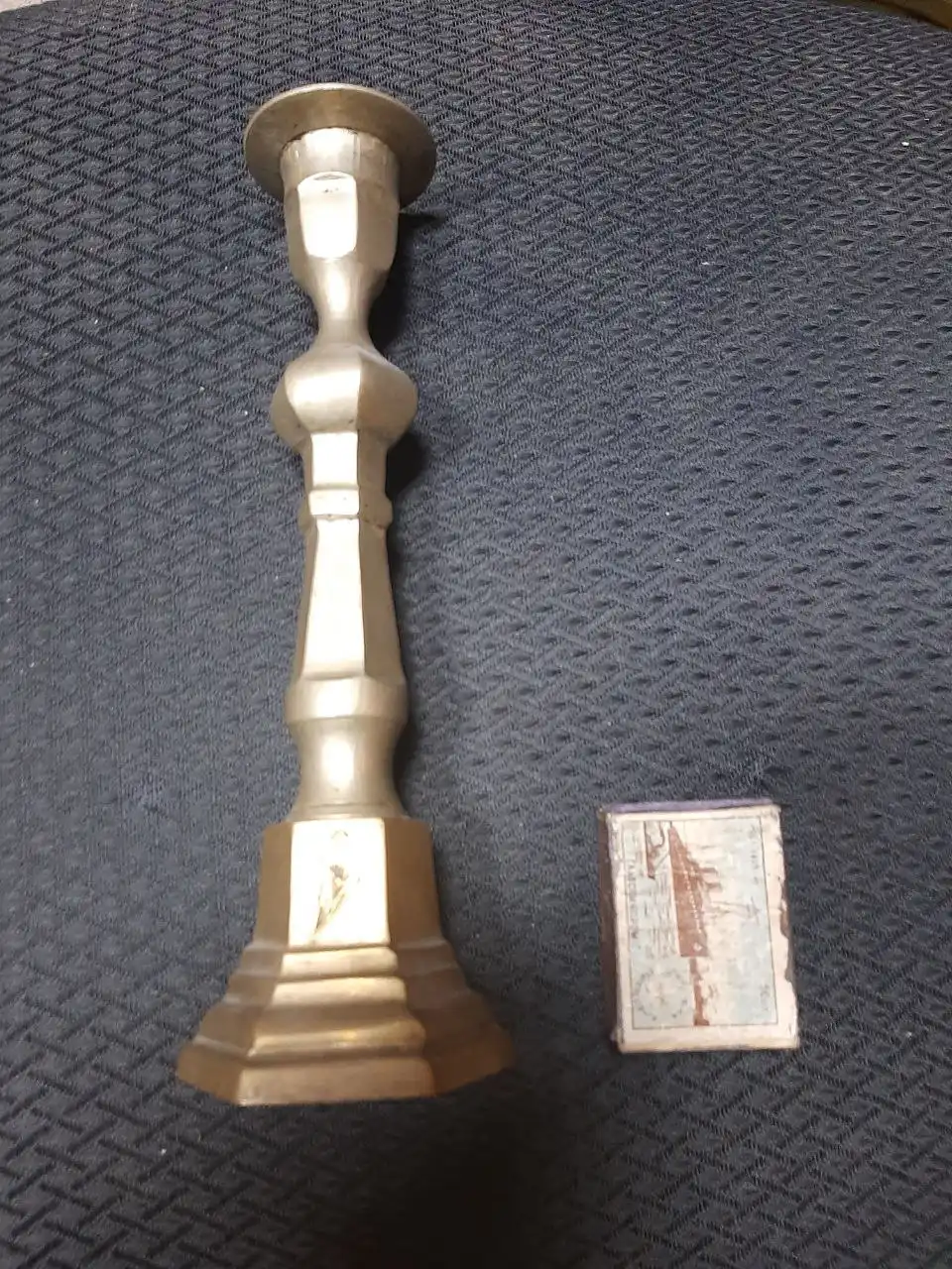 Подсвечник бронзовый (латунный) высотой 20 см