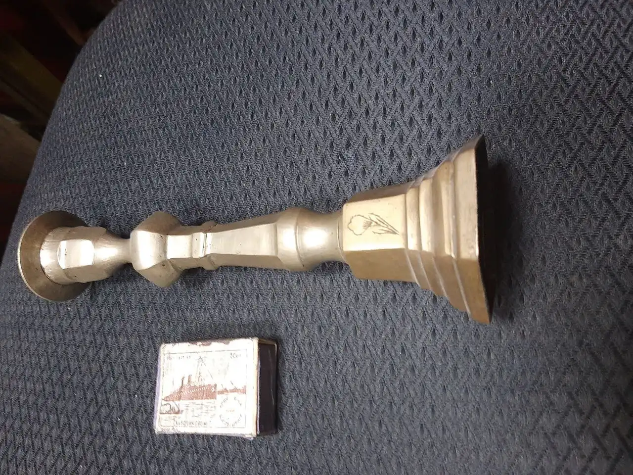 Подсвечник бронзовый (латунный) высотой 20 см