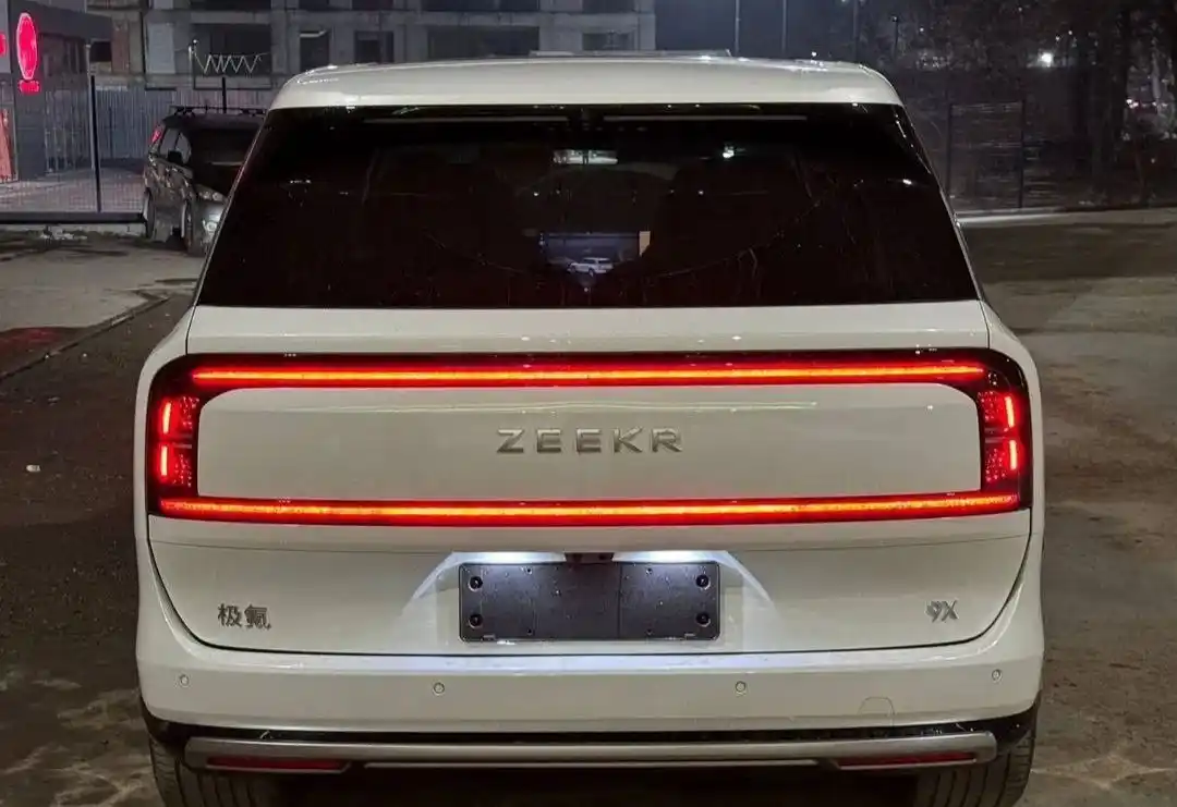Zeekr 9X 2025