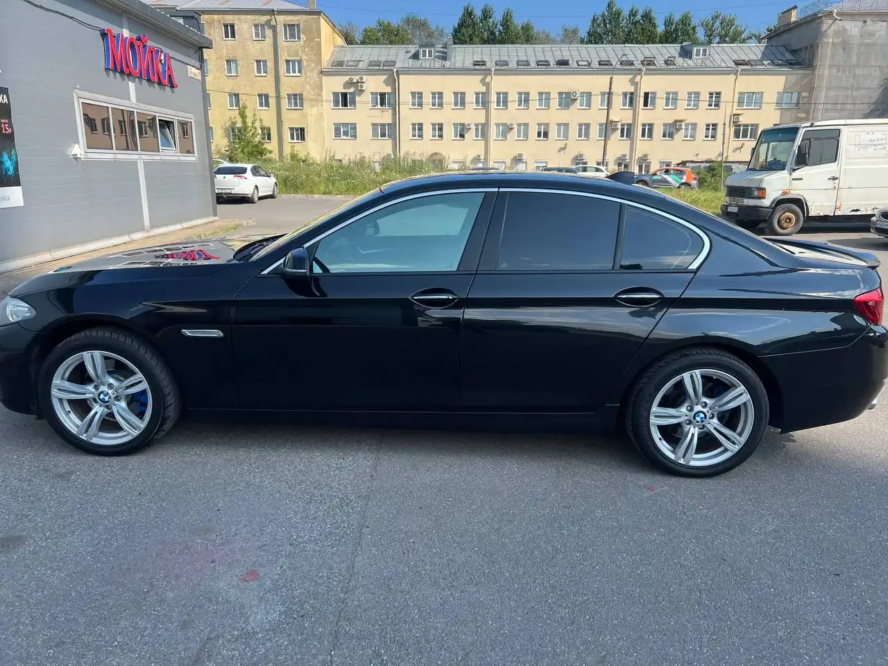 BMW 5 серии F07/F10/F11 рестайлинг 2013 года с пробегом 251000 км