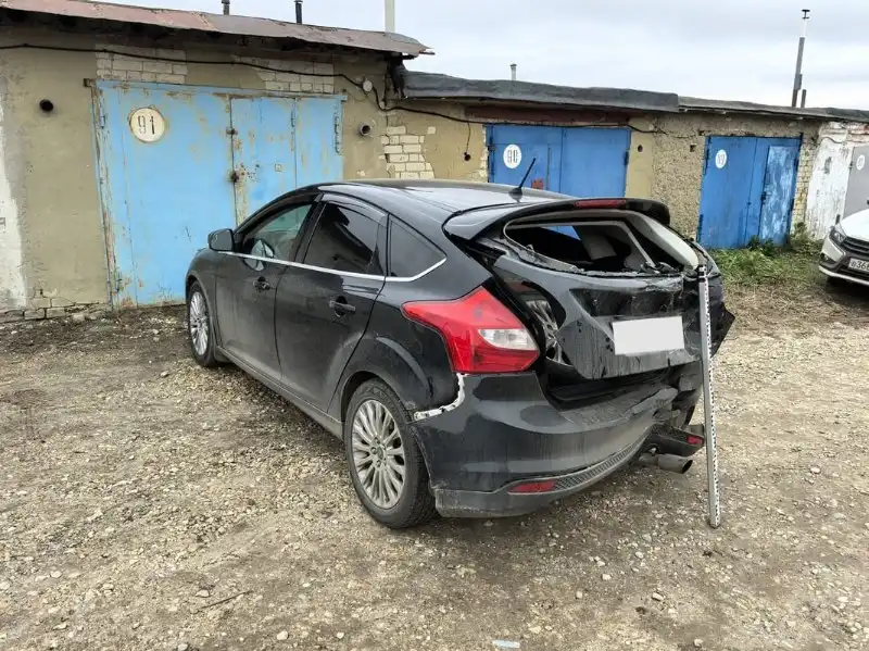 Ford Focus 3 2013 года, 2.0 л, робот, после ДТП