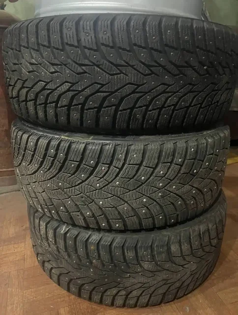 Комплект колес 5х114.3 r18 с зимней резиной - Запчасти в Волжск