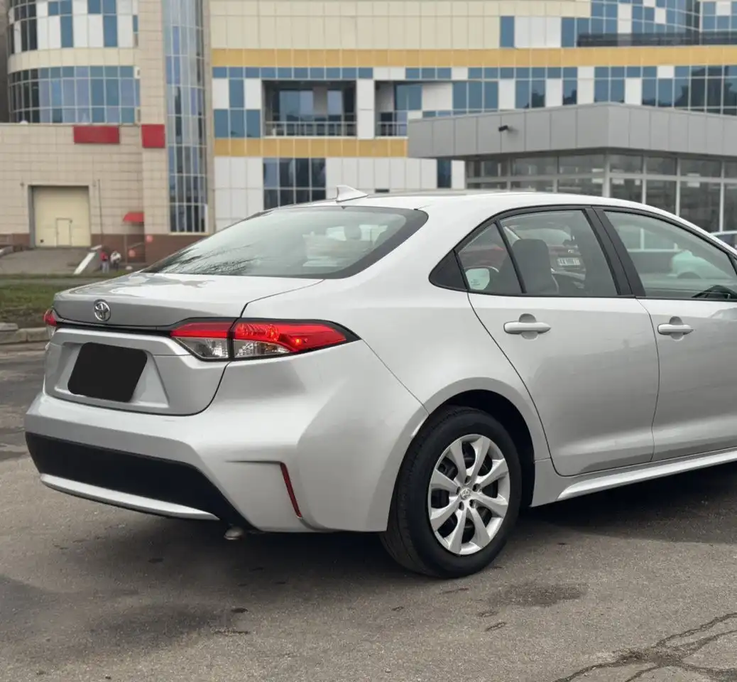 Продажа Toyota Corolla 2019 года с вариатором и передним приводом