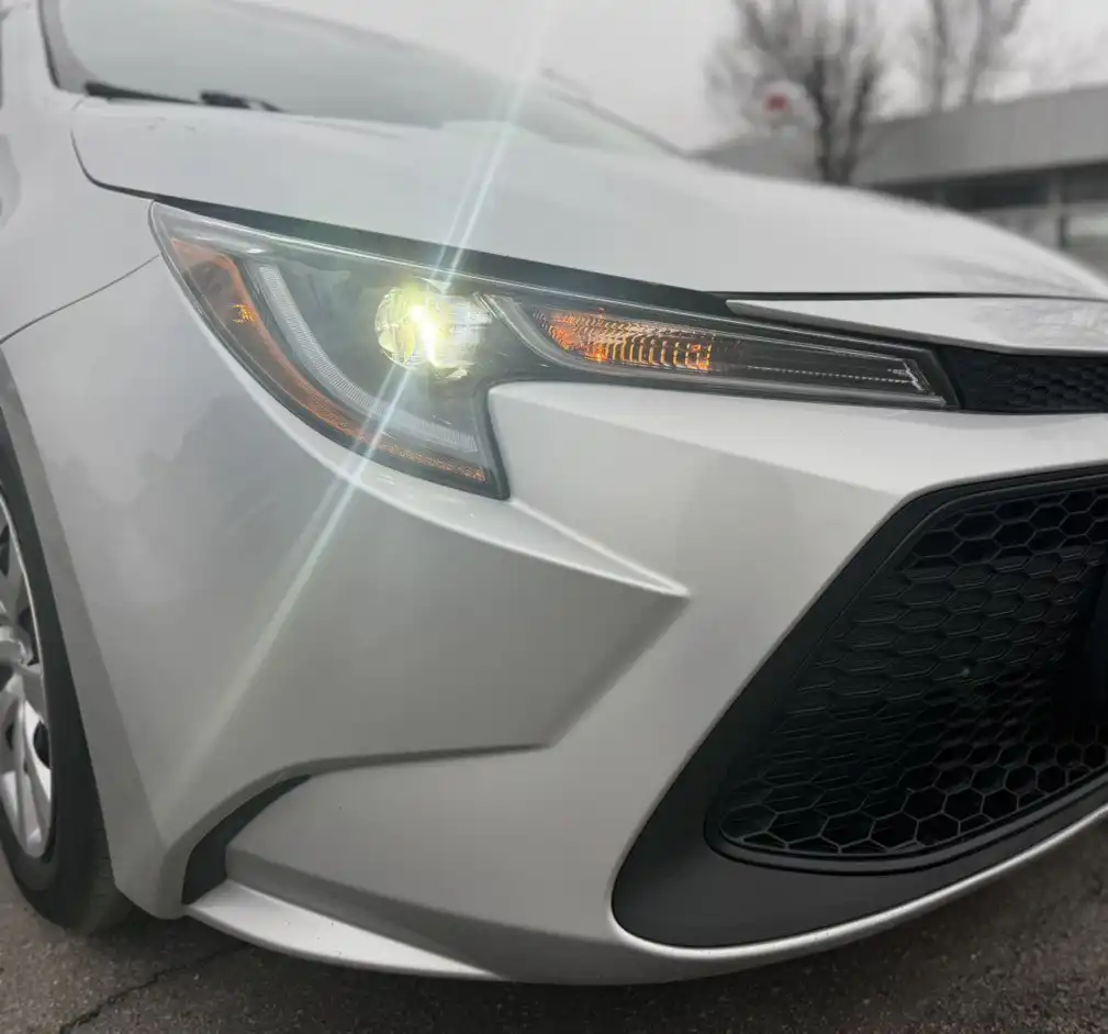 Продажа Toyota Corolla 2019 года с вариатором и передним приводом