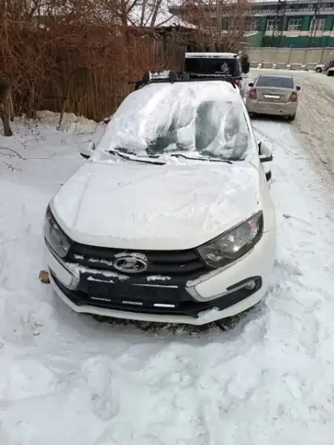 ВАЗ (Lada) Granta 2022 г.в., 1.6 МКПП, бензин, передний привод - Авто в Красноярск