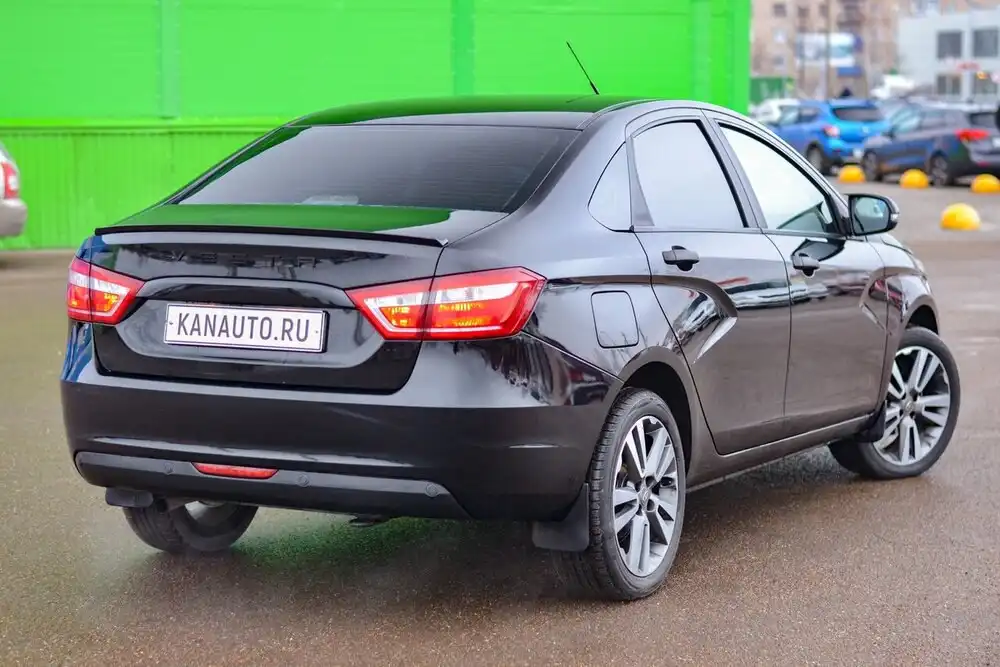 Lada Vesta 2020 года в Канаше